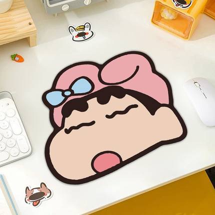 蜡笔小新鼠标垫小号男女生书桌垫家用可爱游戏笔记本电脑学习桌垫