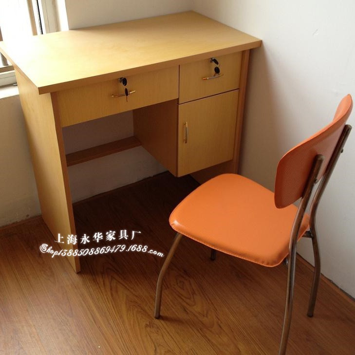 大减价放火小型板写字台 学生桌 办公台 厂家供应