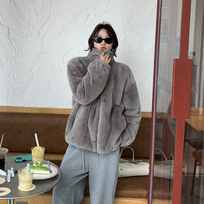 诗美大码时尚百搭立领环保獭兔毛年轻款皮草外套女2025年冬季加厚