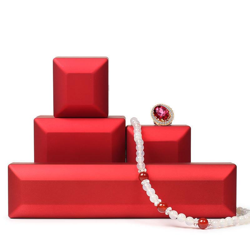 高级感首饰包装盒带灯珠宝盒首饰盒戒指盒吊坠项链包装盒手镯爆款