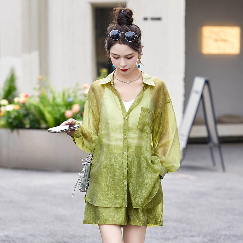潮牌气质小个子时尚休闲套装女 2024夏新款名媛衬衫短裤两件套女
