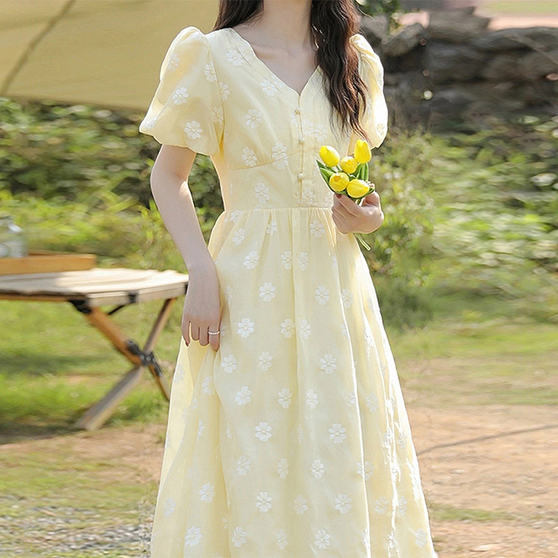 欧洲站夏季女装2023年新款设计感小众甜美温柔风法式碎花连衣裙子