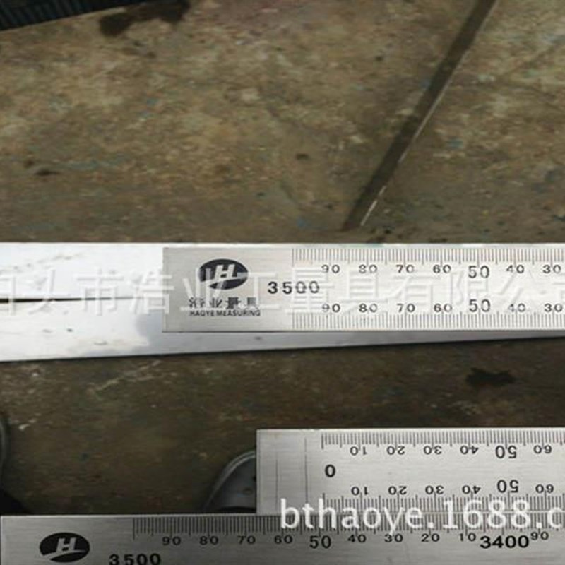 2.5m 缝纫机钢尺 木工机械尺 玻璃推刀钢尺 排钻钢直尺 刻度盘