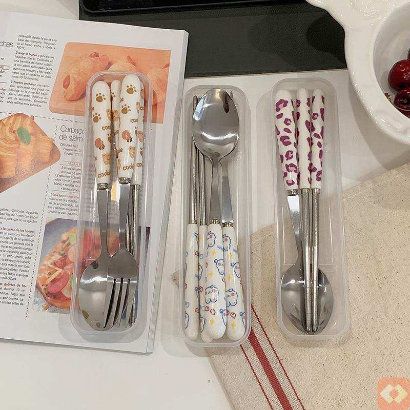 小学生餐具上学专用可携式筷子勺子套装特别好看的三件套收纳盒叉