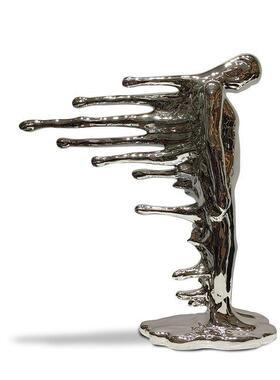 创意抽象逆行者人物雕塑摆件励志玄关房间轻奢办公桌面装饰品摆设