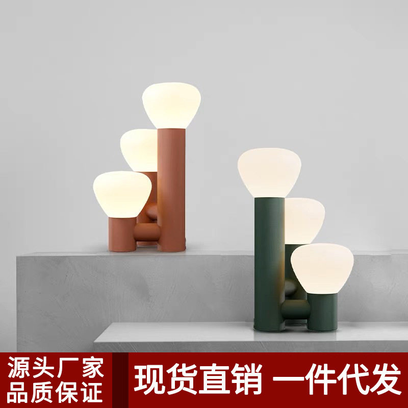 创意三叉仙人掌书房台灯简约北欧铁艺样板间民宿艺术家居个性台灯