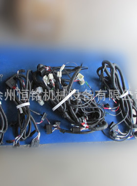 供应徐工装载机配件252606203-300K(DC)V.11L＊线束总成