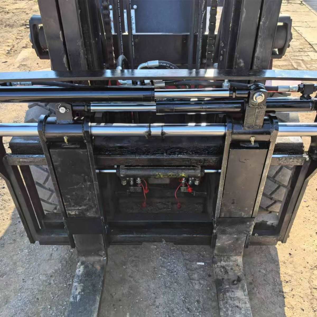 叉车调距叉合力改装属具调节器叉车齿调节调距货叉