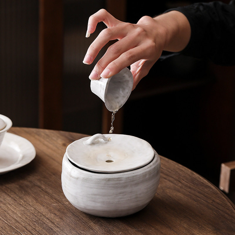 日式带盖建水茶洗手工茶盂粉引家用陶瓷复古茶渣缸倒茶废水盂杯洗