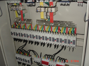 酒泉市金昌市张掖市高低压成套配电箱厂家