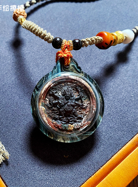 『藏说』六臂大黑天拼色药擦擦藏式文玩嘎乌盒项链吊坠小唐卡佛牌