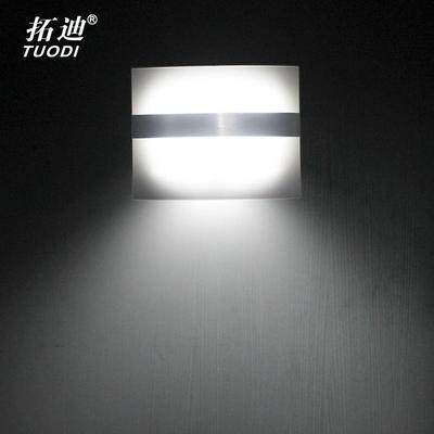 商超爆款人体感应壁灯led电池款方形阁楼壁充电款装饰应急小夜灯
