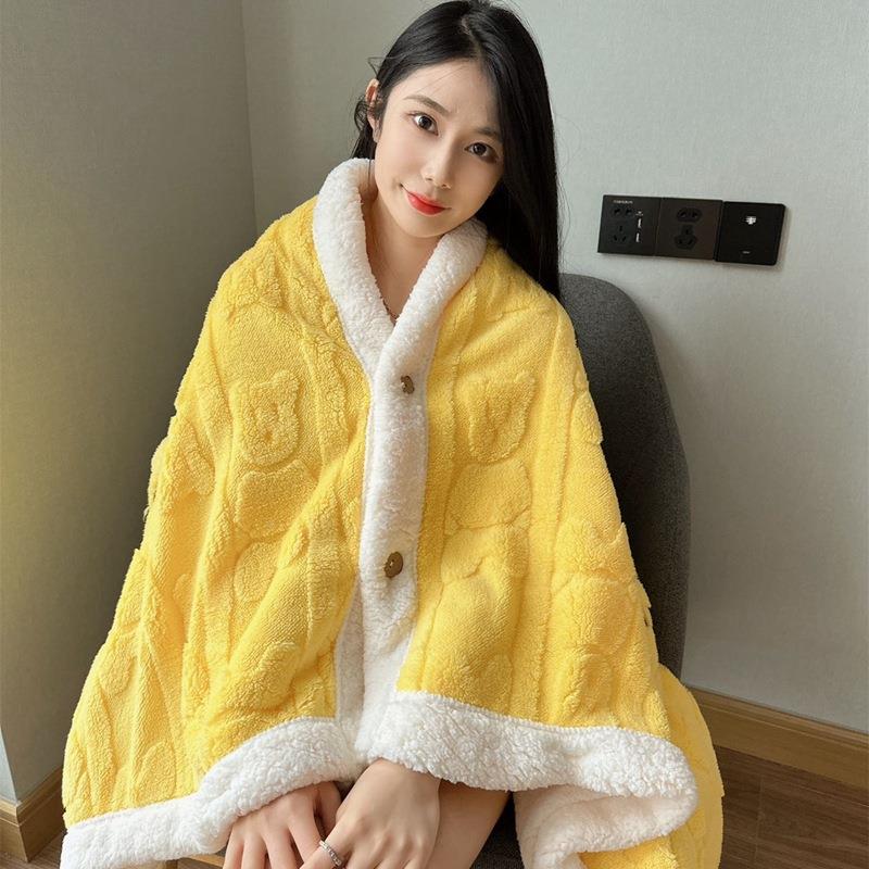 款新芙绒HID按扣披肩毯用一毯多家用抱枕被塔细致衔缝毯沙发午睡