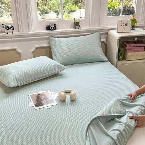 2025新感款冰约豆豆床笠凉床护垫学舒生床罩床套纯色简百ZMT搭床