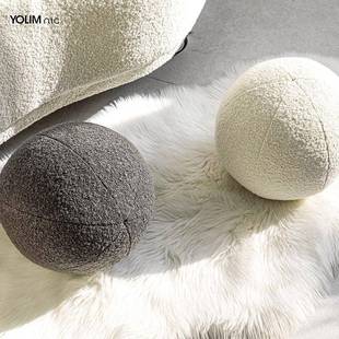 现简约板样代间圆球形枕装 饰靠垫焦糖色绿色稀奇古FOD怪抱沙发圆