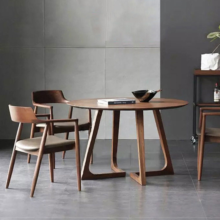 北欧实木圆型餐桌家用小户型吃饭桌子咖啡店书店休闲餐桌椅组合