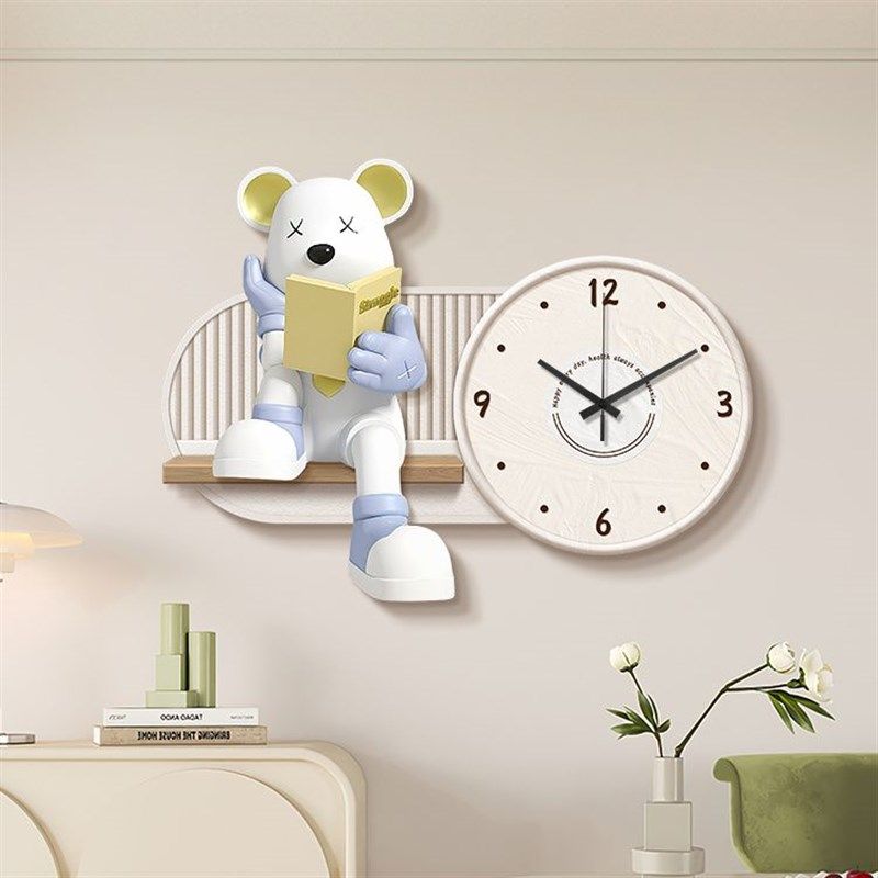 奶油风暴力熊餐厅装饰灯画带钟表2024新款客厅背景墙静音挂钟挂画