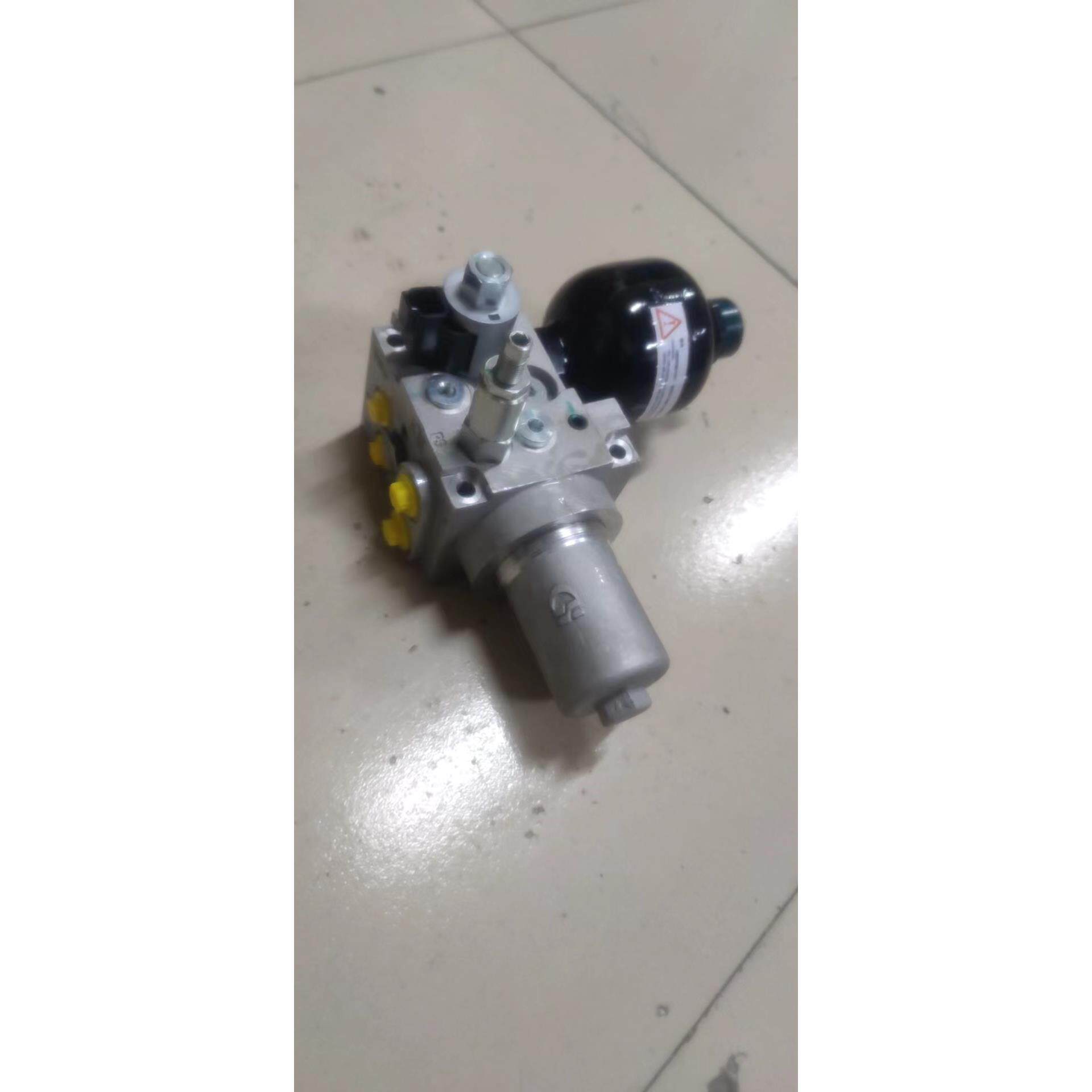 宝鼎轮式挖掘机配件 先导滤芯总成 单联溢流油源阀带蓄能器总成