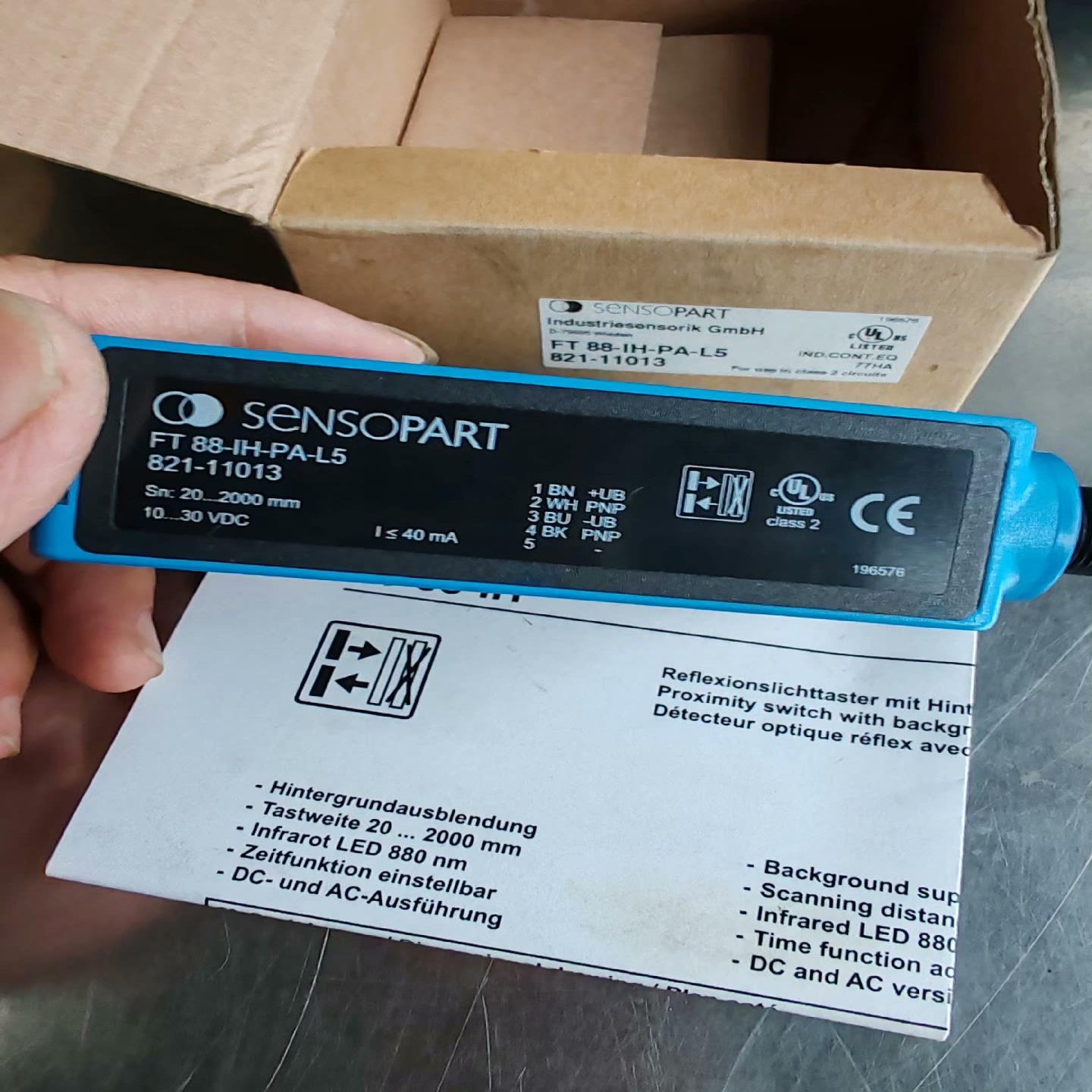 SENSOPART森萨帕特FT 88-IH-PA-L5，实物（反映电子）