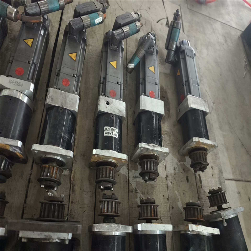 议价1FT7034-1AK71-1FH1西门子电机实物图拍摄橙色