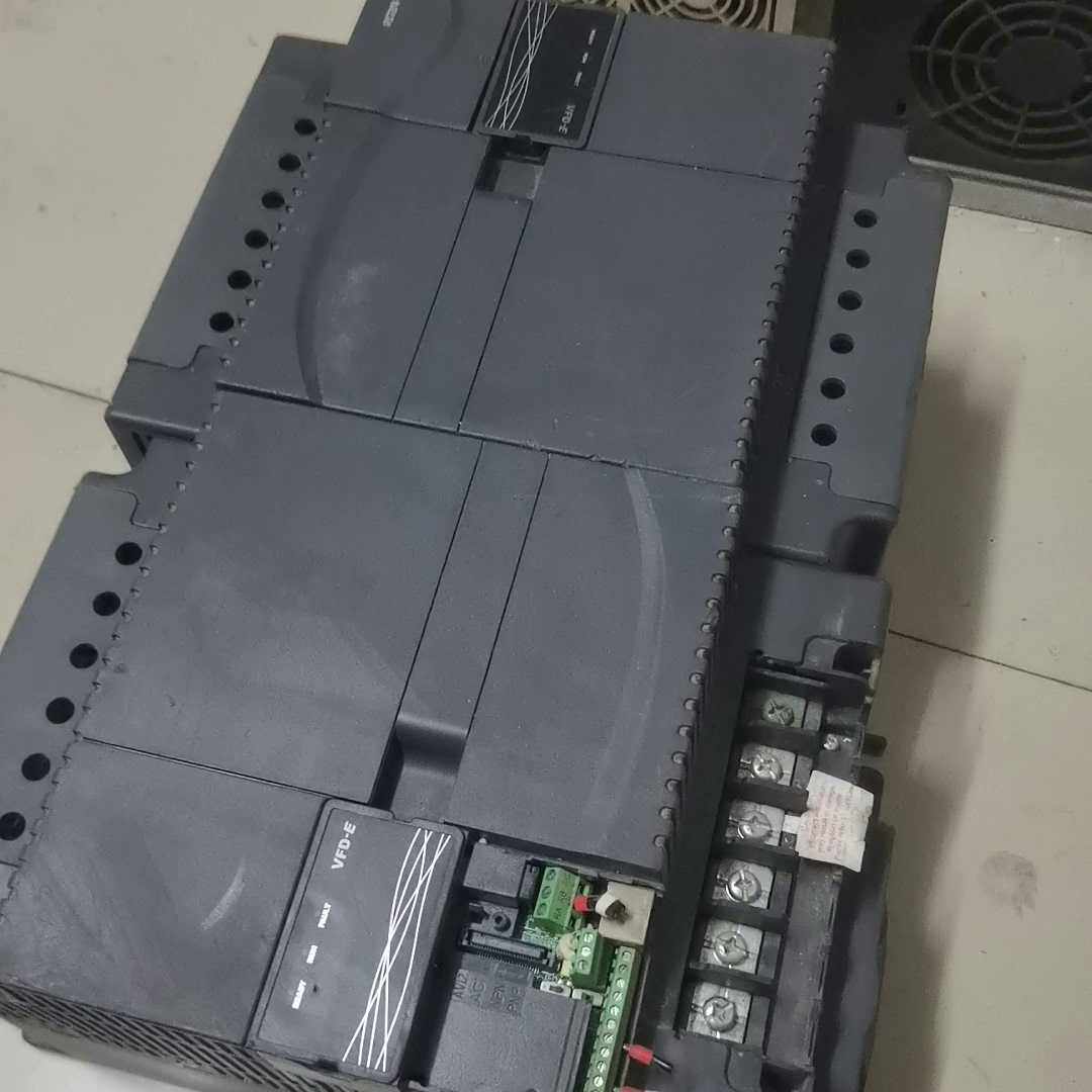 询价~台达变频器22KW VFD220E43A，的测试