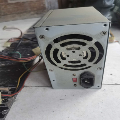 议~工业设备工控机at电源。RP2-4200F  工业设备AT电