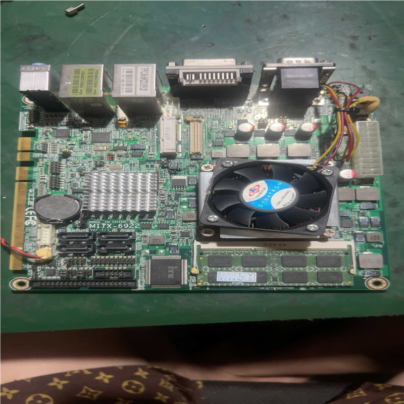 华北工控MITX-6922 双千兆网口 支持HDMI VGA（夫美商行）