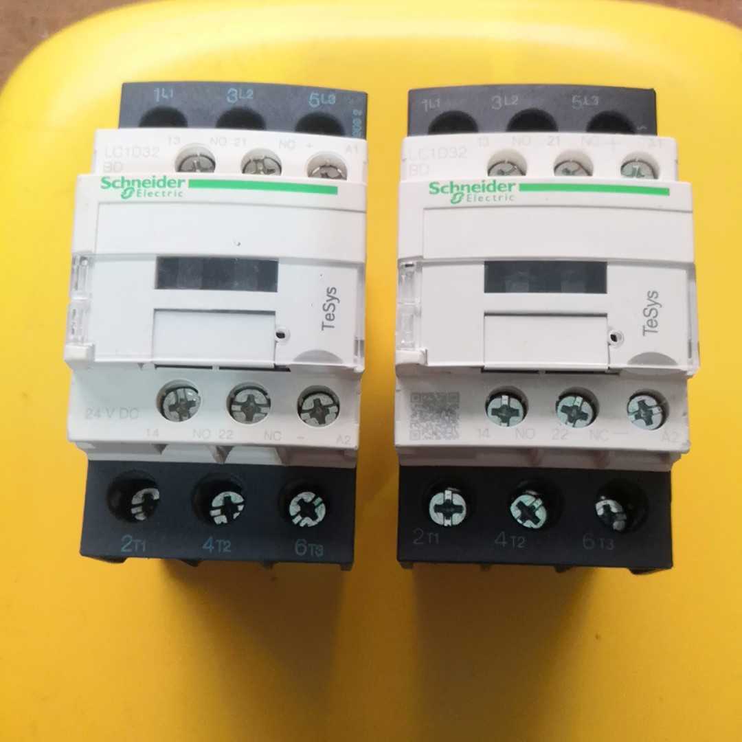 议~直流接触器 LC1D32BDC 24VDC，的