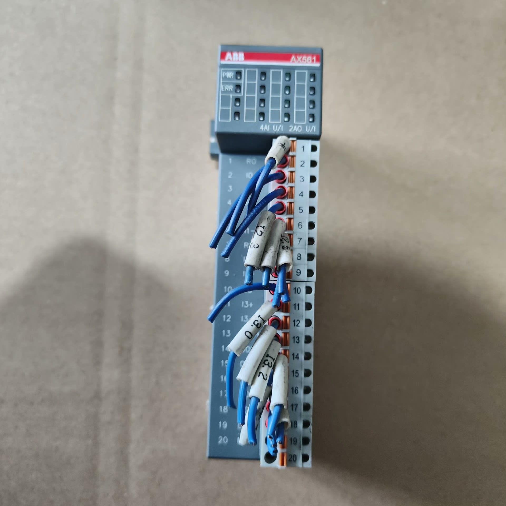 询价~ABB  PLC模块AX561 B2，成色9成新，自