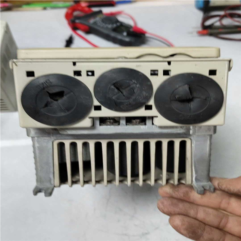 【汇生】安川变频器7.5KW，CIMR－VB4A0023FBA，安川【议价】