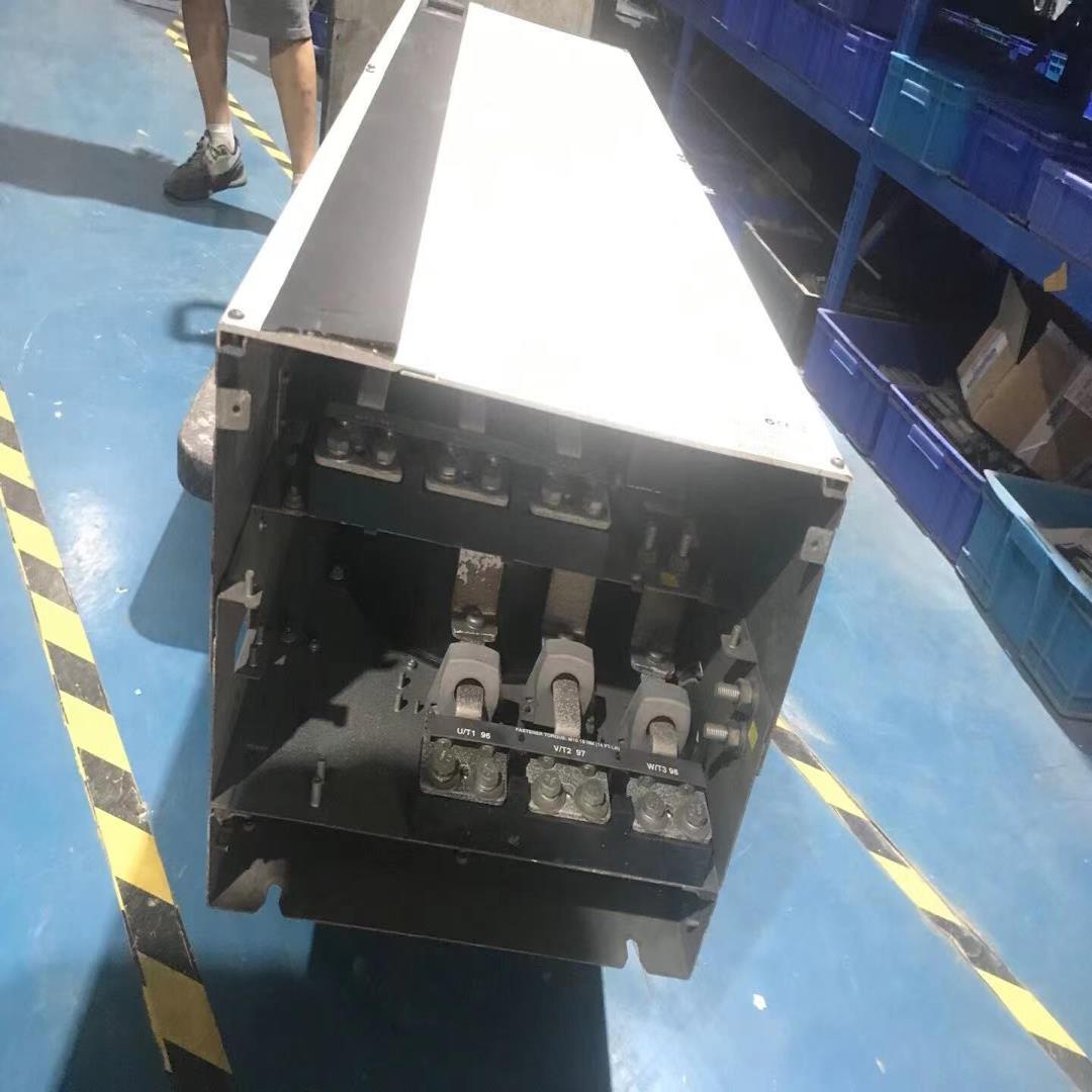 丹佛斯变频器FC-302P132T5E00H2XGCXXXS(崽崽配件）