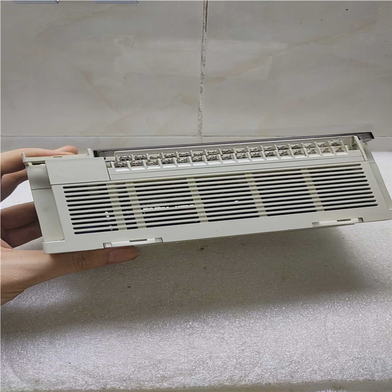 【汇生】正品三菱PLC   FX2N-48MR-001【议价】