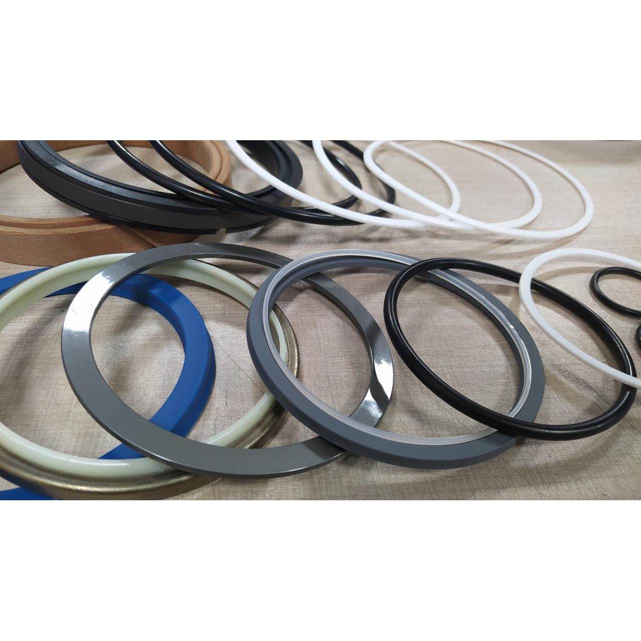 PC4006中油臂-油缸油封修理包掘机配件挖PC400-6缸密封件维修包,标准件/零部件/工业耗材,其他液压元件,淘宝优惠券,粉丝福利购,淘宝优惠卷