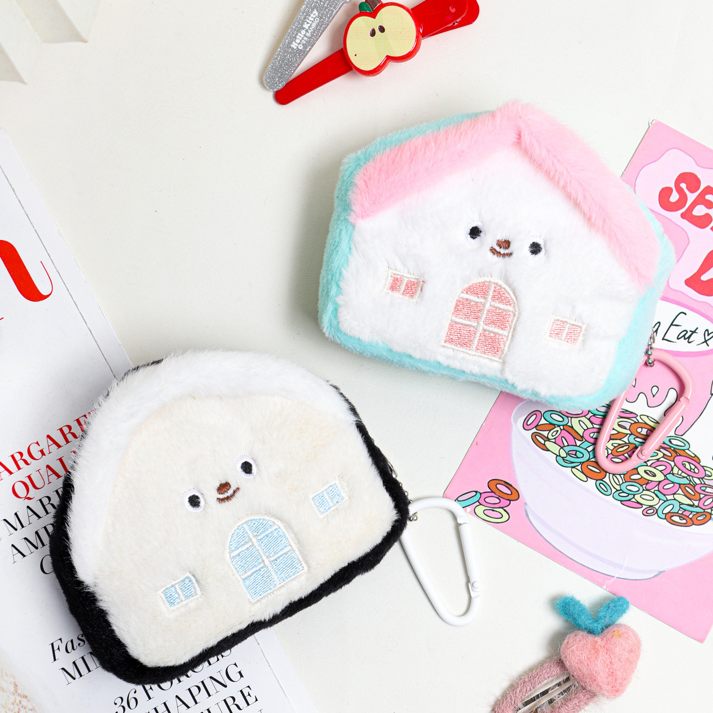 卡通毛绒零钱包姨妈巾杂物包