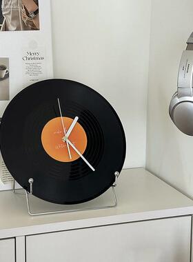 复古黑胶唱片钟创意挂钟客厅办公室书桌桌面摆件酒柜电视墙面装饰