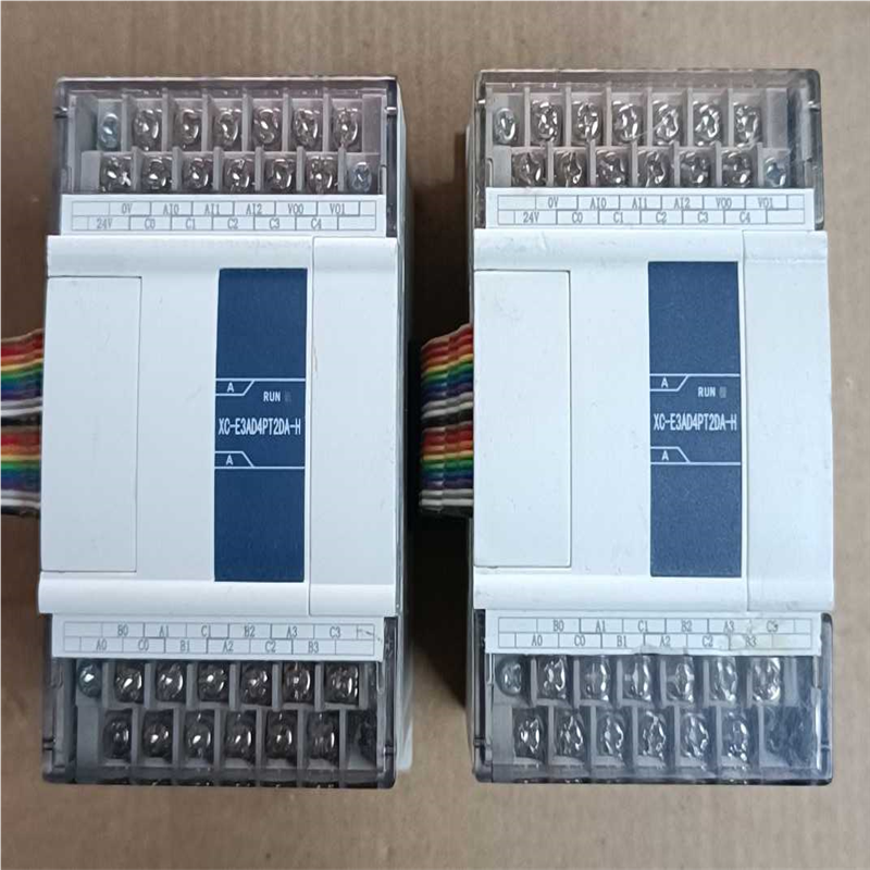 【汇生】信捷XC-E3AD4PT2DA-H，2只， 成色实拍图 。功【议价】