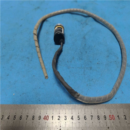 议价欧姆龙200线编码器E6A2-CW3C，电压5~12V