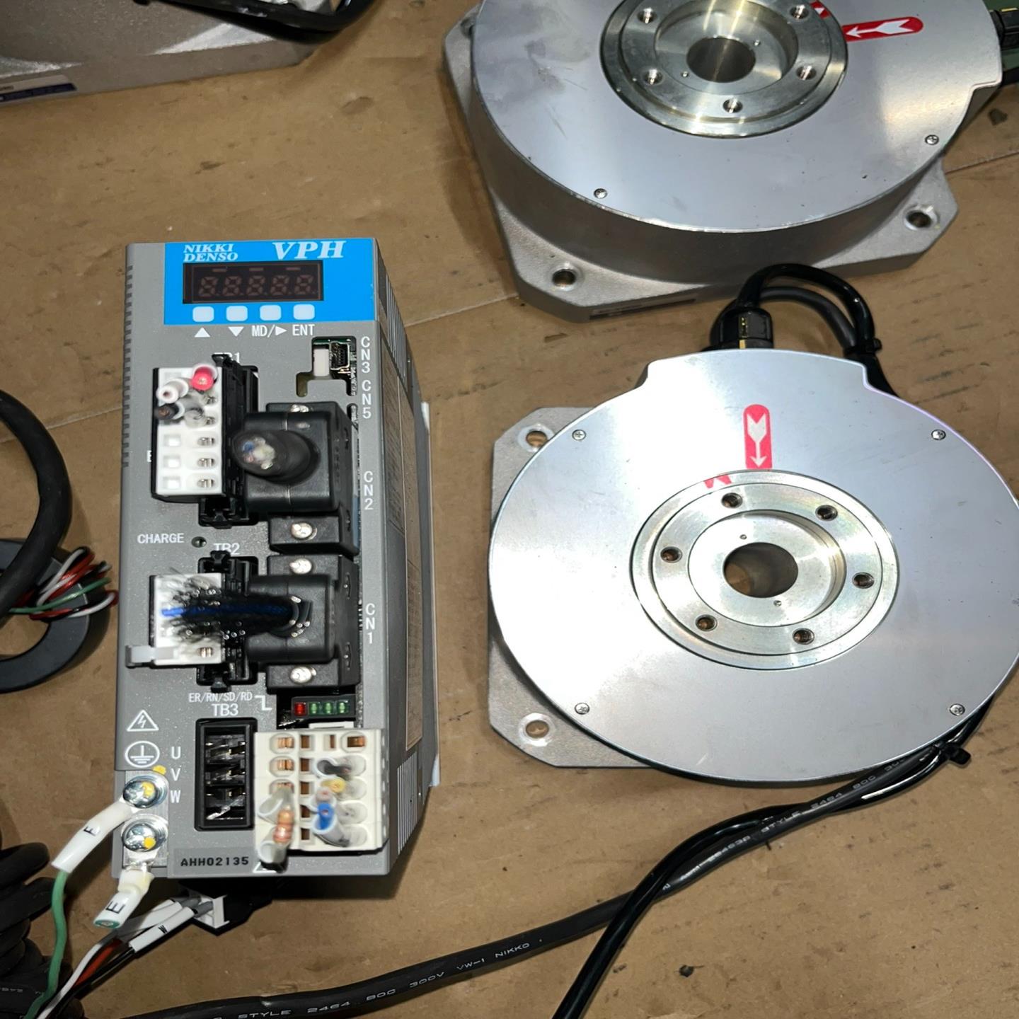 NCR-2401A-A-000 电装伺服驱动器~议价