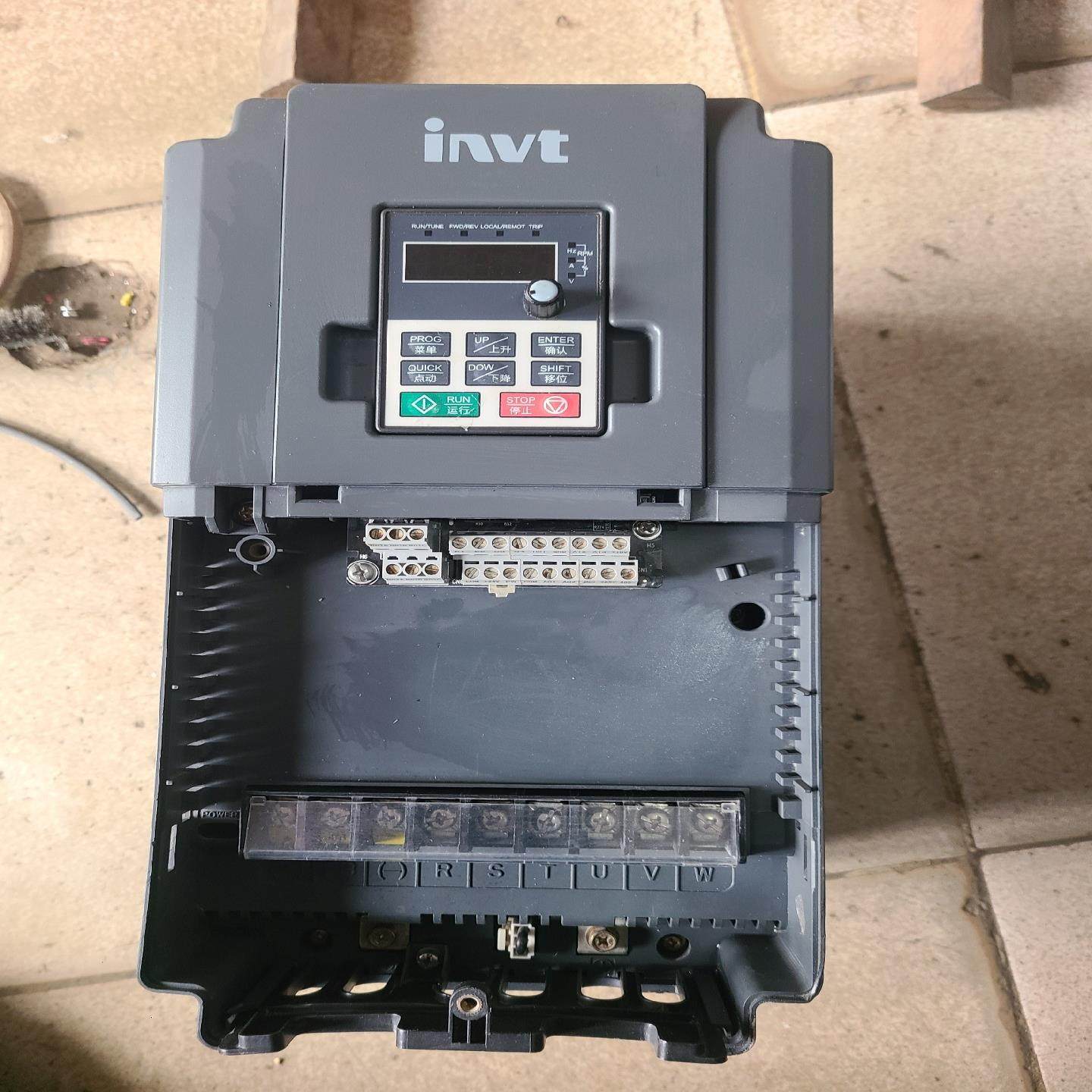 英威腾变频器 GD100-015G-4  15KW    原（崽载电子）