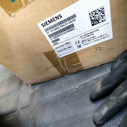 伺服电机一台1FL5062-0AC21-0AG0只议价