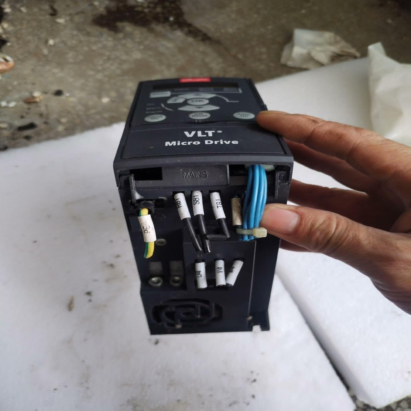 询价~丹佛斯变频器0.37kw，FC-051PK37T4E20H3