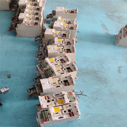 ACS355-03E-04A1-4ABB变频器15KW【南风商行】