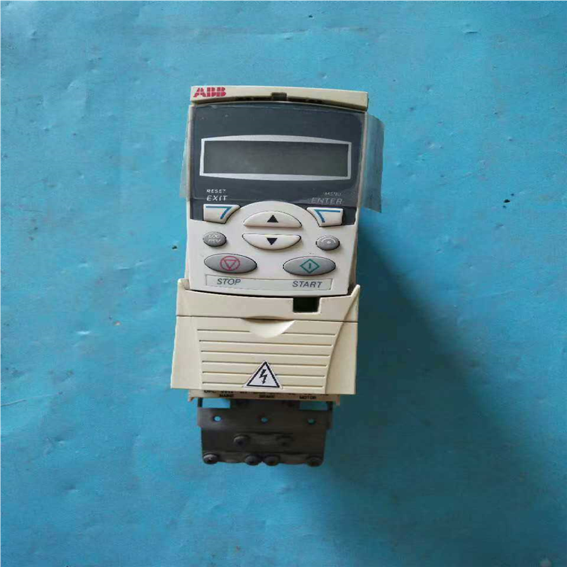 ABB变频器ACS355-03E-07A3-4保(崽崽配件）