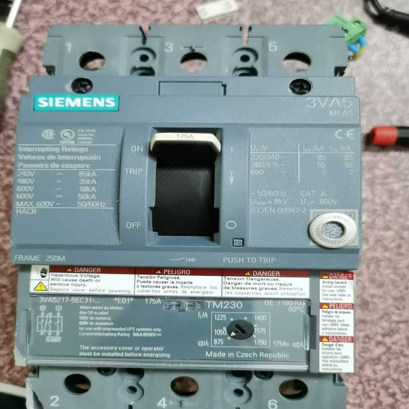 西门子3VA5  3P175A塑壳断路器，拆机九成新，左下角（崽载电子）