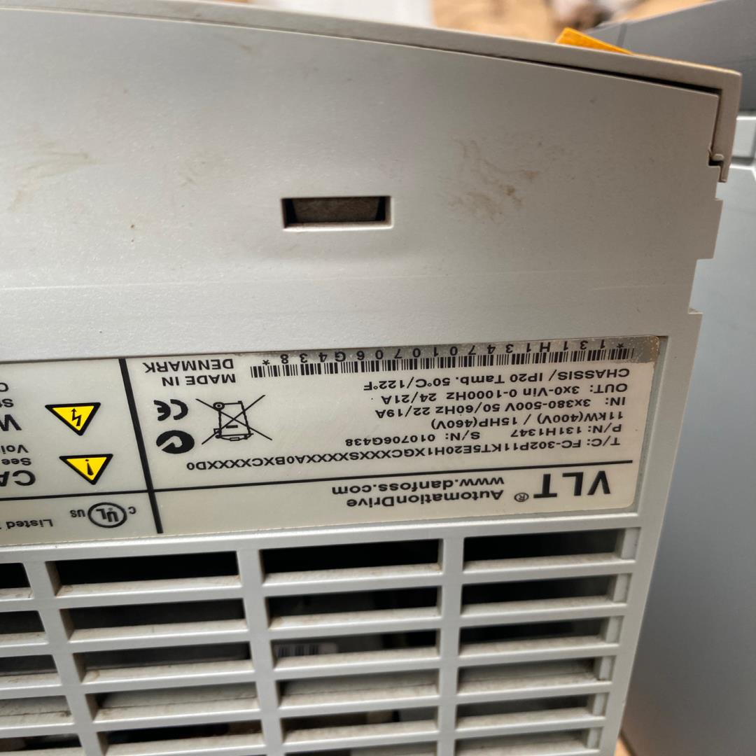 丹佛斯变频器FC-301PK75T4E20H2XGCXXXS(崽崽配件)