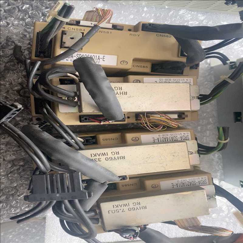 安川机器人配件伺服驱动器，放大器（崽载电子）