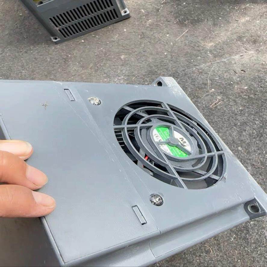 【汇生】众辰变频器众辰NZ200-18.5G/22P-4拆机一台 成【议价】