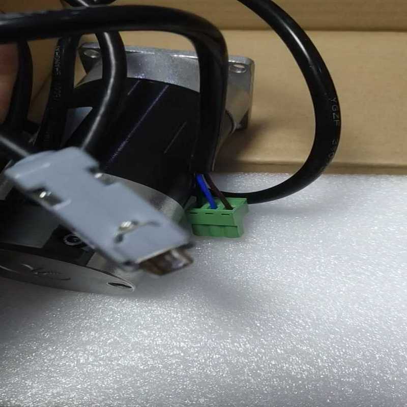 全新全新深圳雷赛低压伺服电机 BLM57130-1000（崽载电子）