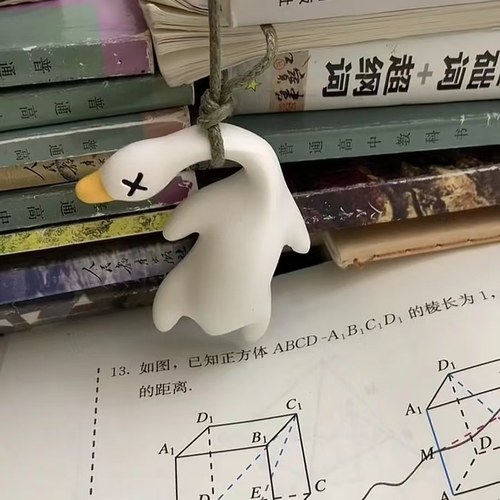 变色烤鸭车载挂件可爱小众搞怪风汽车汽车挂件会变色的大鹅装饰品