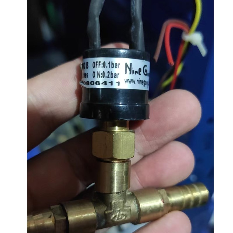 华荣LGK7-200空气等离子切割机T型压力开关/压力传感器开关